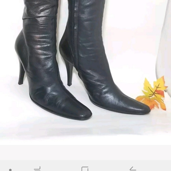 Boots - Picture 5 of 5